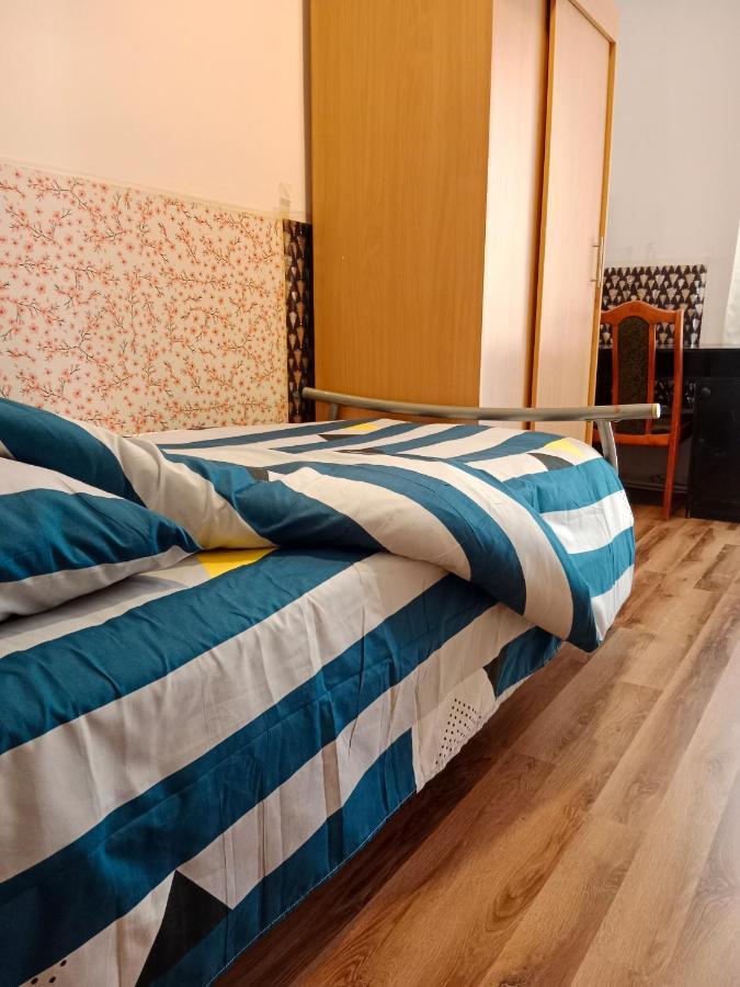 La Madriguera Bed and Breakfast Raszyn Εξωτερικό φωτογραφία