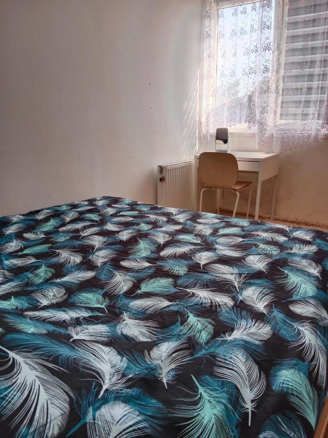 La Madriguera Bed and Breakfast Raszyn Εξωτερικό φωτογραφία
