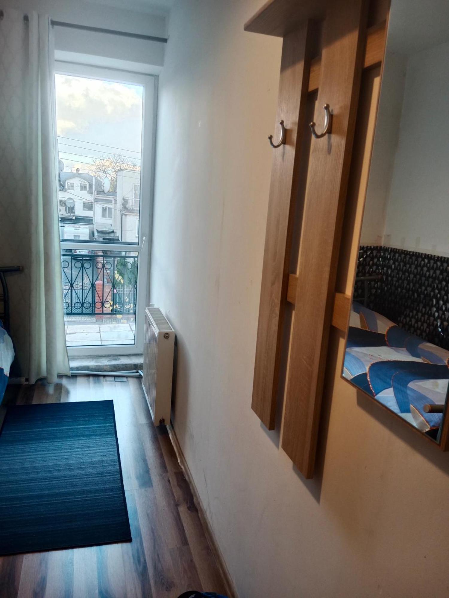 La Madriguera Bed and Breakfast Raszyn Εξωτερικό φωτογραφία